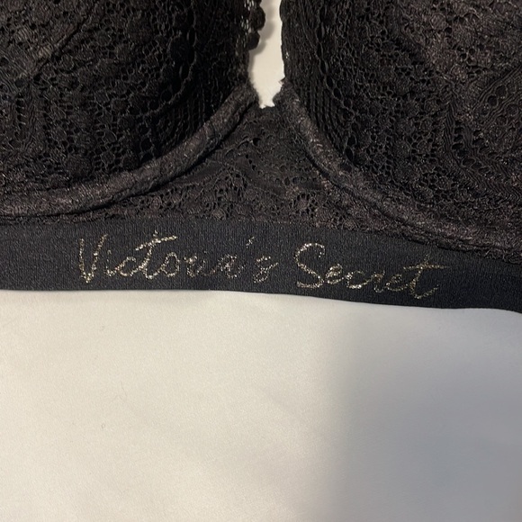 Victoria’s Secret black push up full coverage lace bra. 38DD - Picture 2 of 10